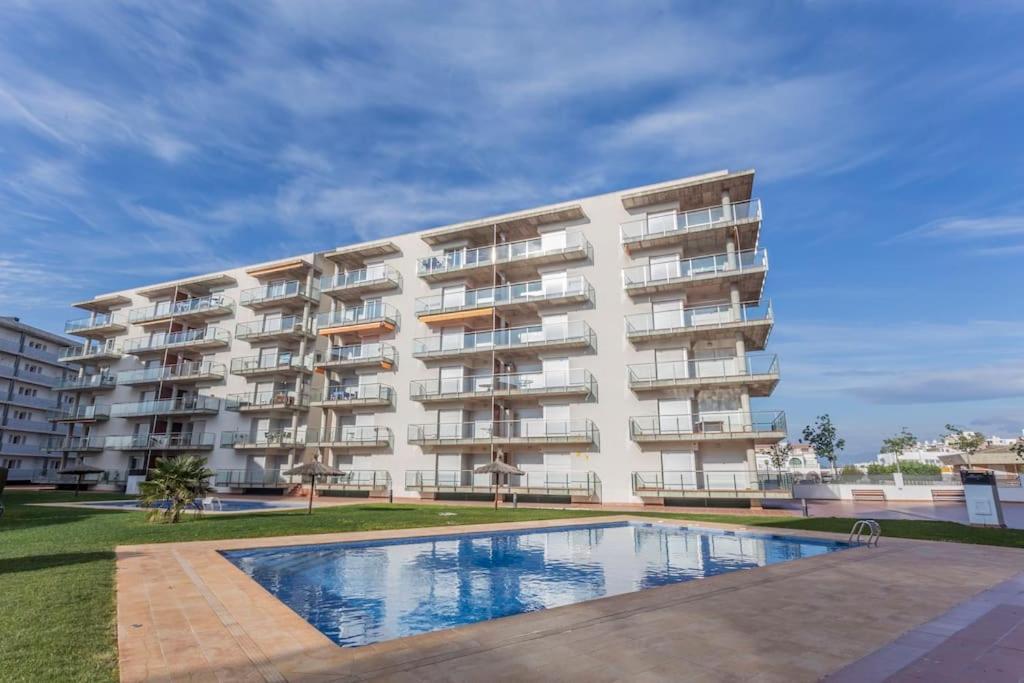 Piso De 2 Habitaciones, 3 Piscinas Y Cerca Del Mar Appartement